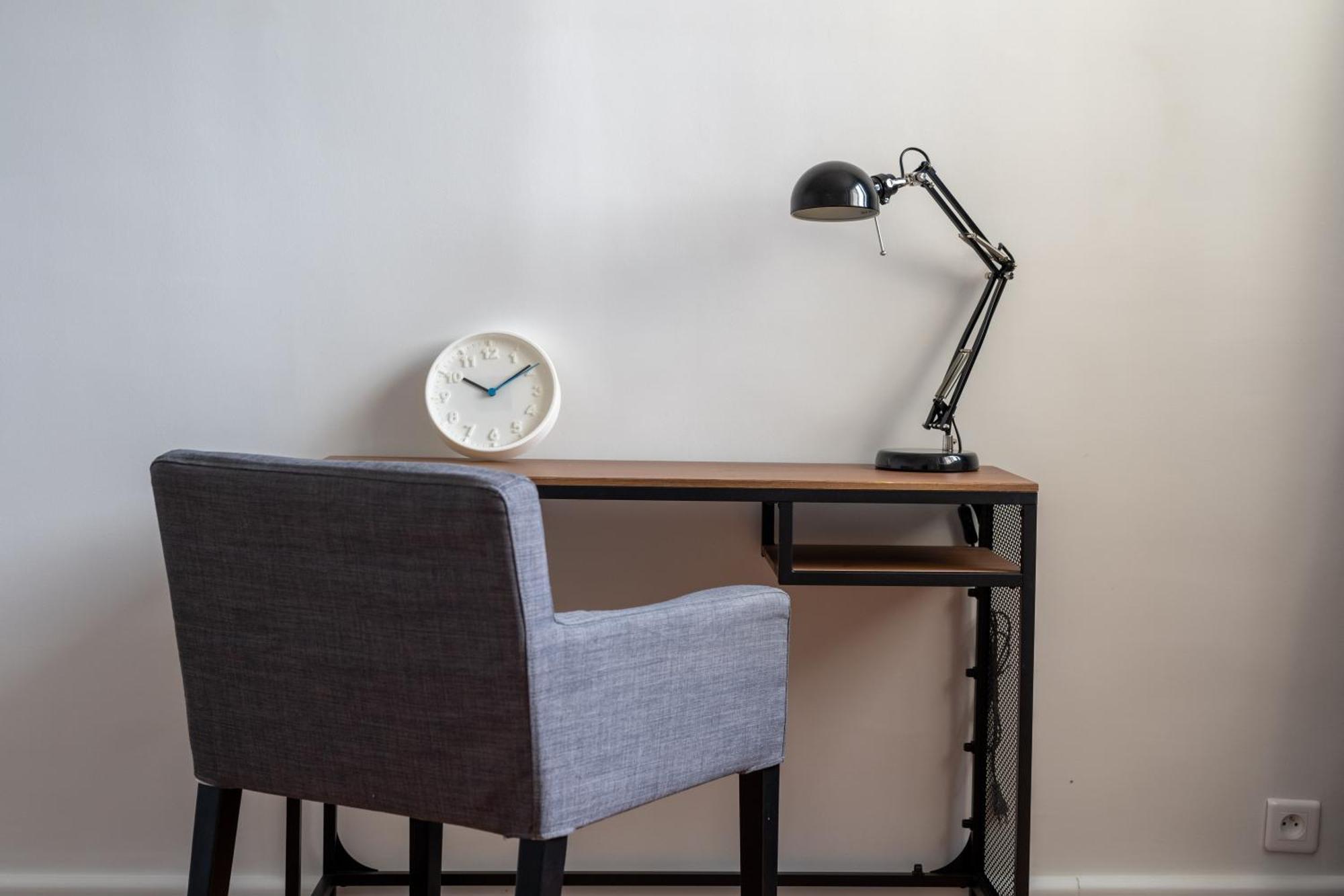 Charmant 2 pièces pour 4 personnes à Courbevoie Apartamento Exterior foto